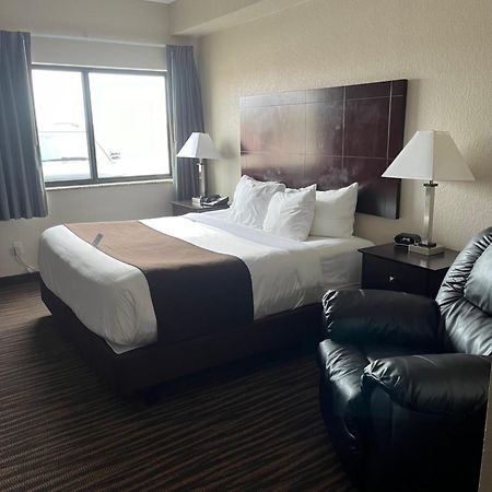 Cobblestone Inn & Suites - Denison | Oak Ridge Ngoại thất bức ảnh