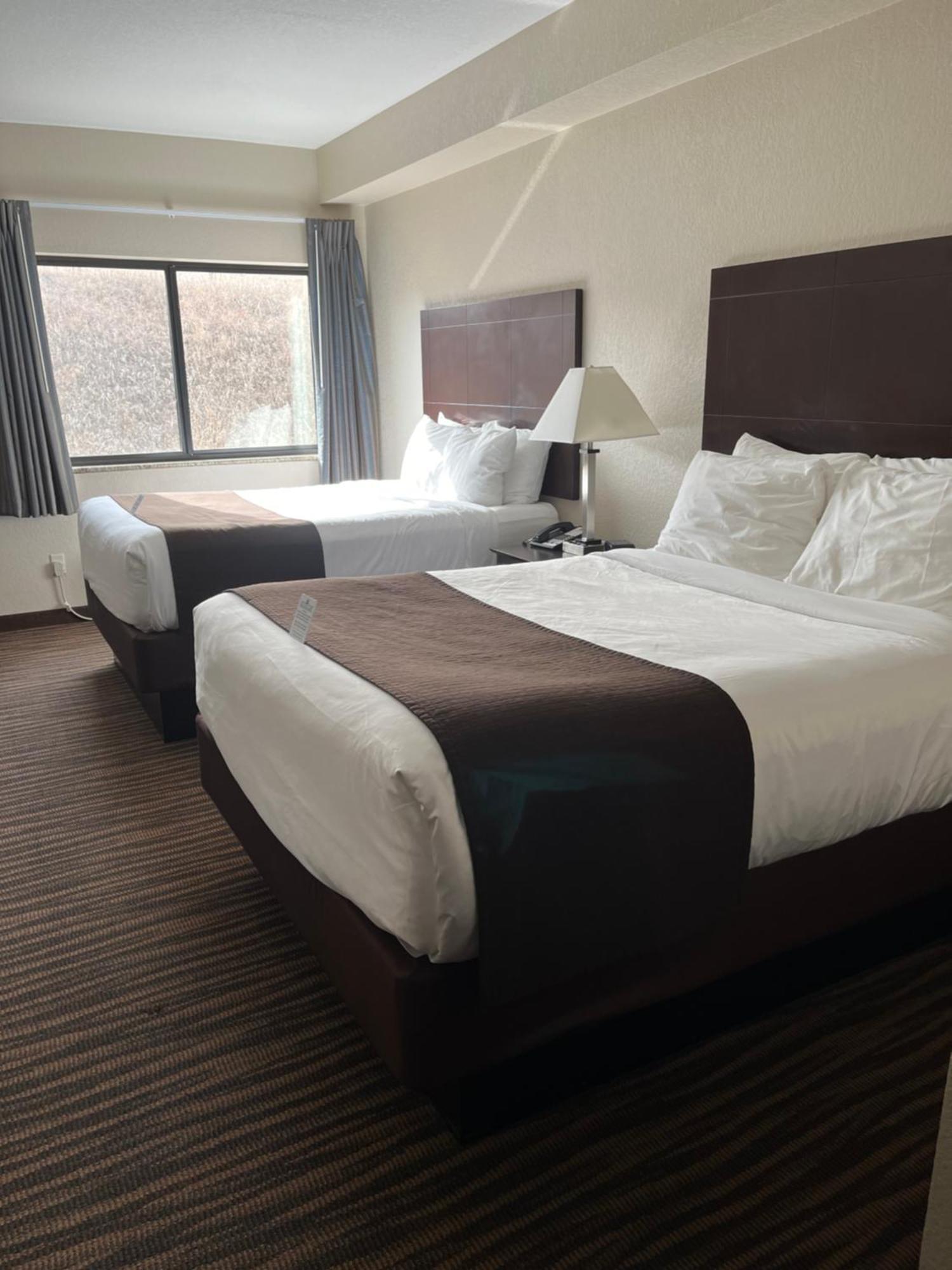 Cobblestone Inn & Suites - Denison | Oak Ridge Ngoại thất bức ảnh