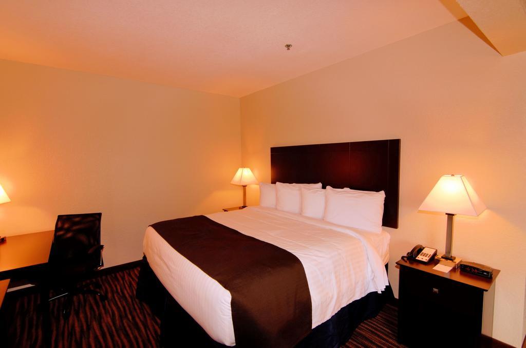 Cobblestone Inn & Suites - Denison | Oak Ridge Ngoại thất bức ảnh