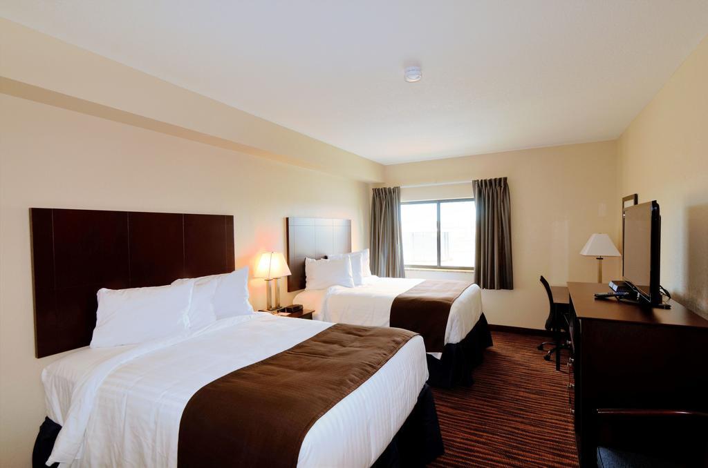 Cobblestone Inn & Suites - Denison | Oak Ridge Phòng bức ảnh
