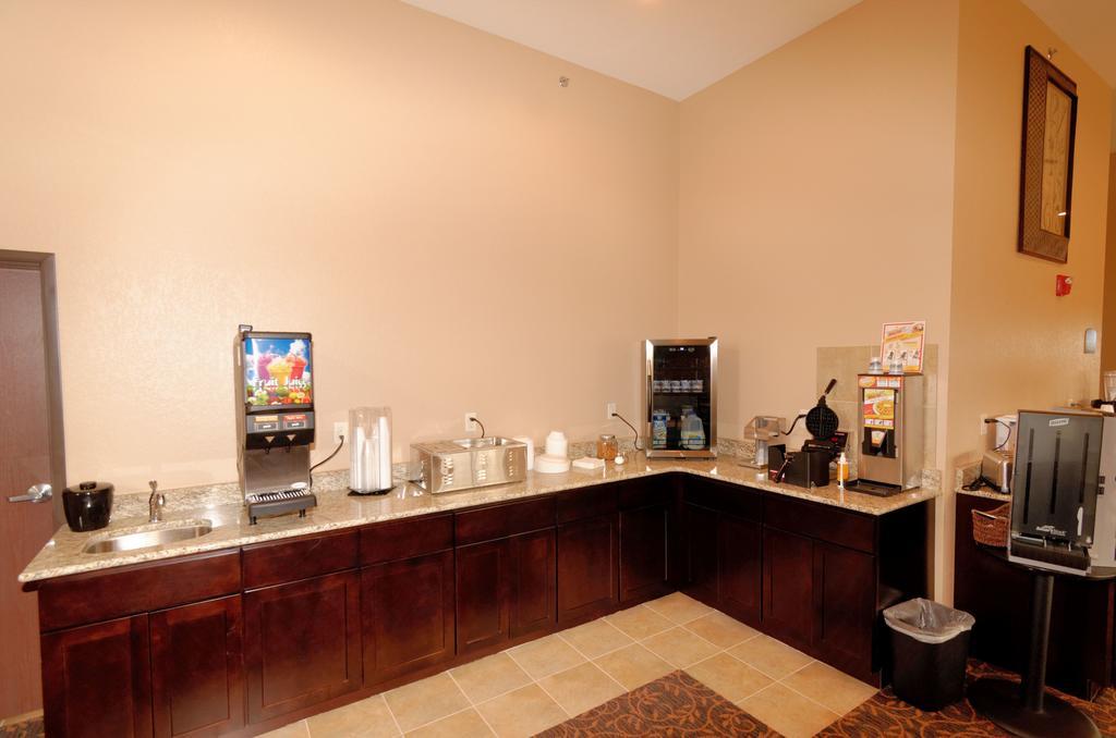 Cobblestone Inn & Suites - Denison | Oak Ridge Ngoại thất bức ảnh