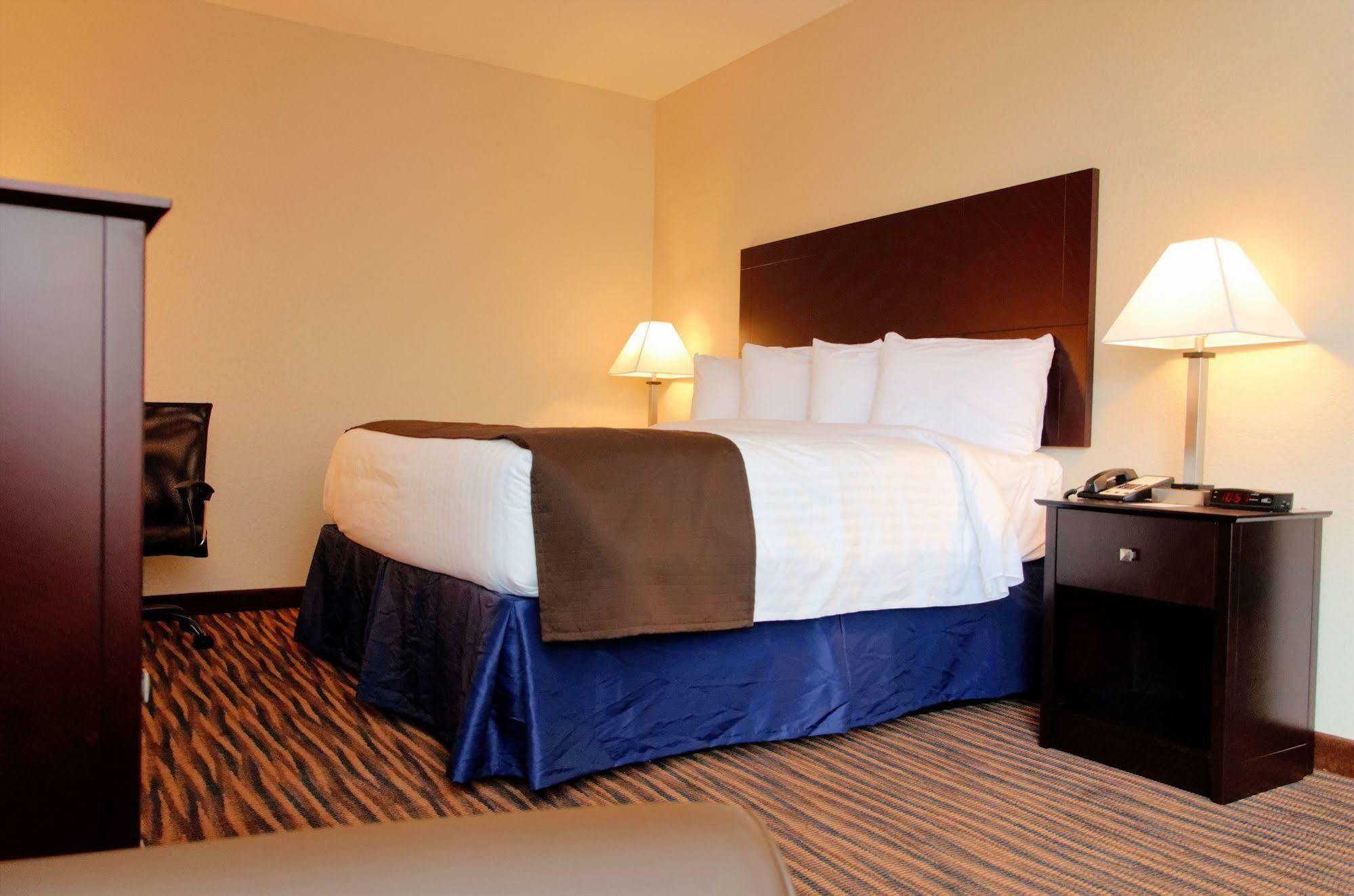 Cobblestone Inn & Suites - Denison | Oak Ridge Ngoại thất bức ảnh